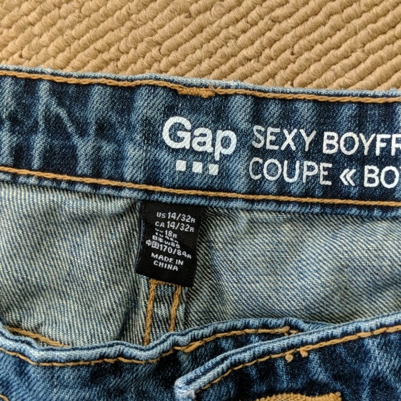 Gap Sexy BF Distressed Crops 14/32 - Picture 4 of 8